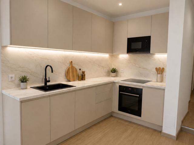 APPARTEMENT TYPE 3 ENTIÈREMENT RÉNOVÉ AVEC VUE DÉGAGÉE