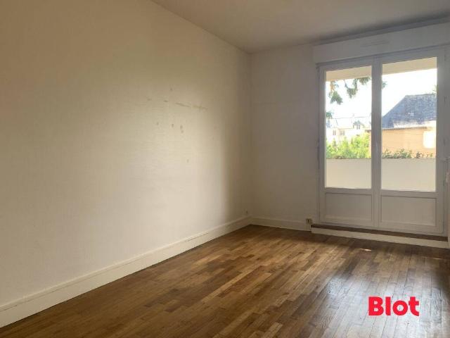APPARTEMENT TYPE 3 RENNES RUE DE FOUGERES