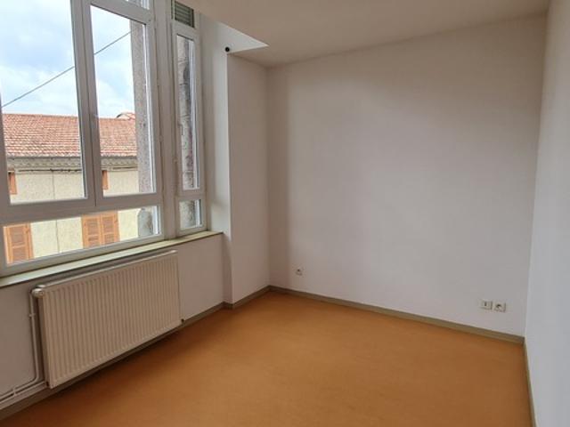Appartement type 3 République à Paulhaguet