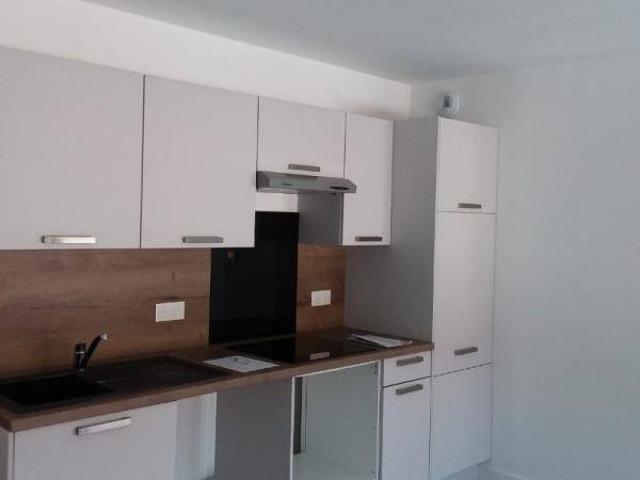 APPARTEMENT TYPE 3 RESIDENCE LE CLOS DE LA FORET CHOISY AU B
