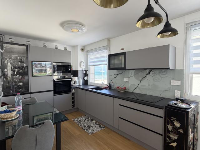 Appartement type 3 vue mer avec garage et cave