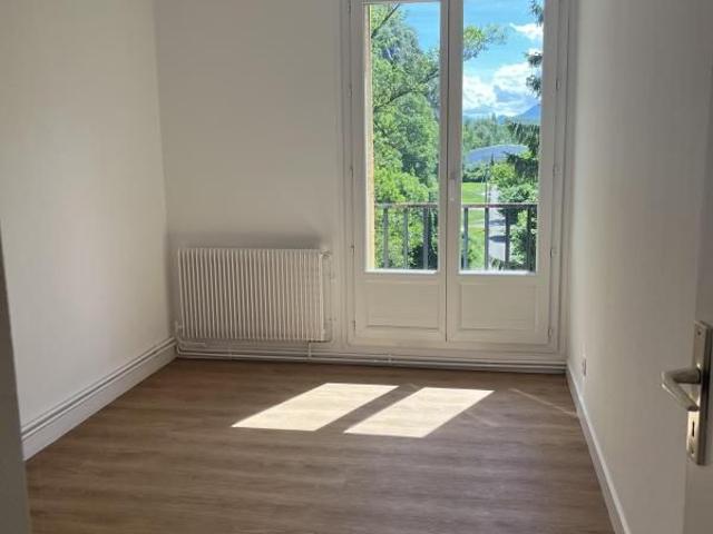 APPARTEMENT TYPE 4 69m2 CLAIX