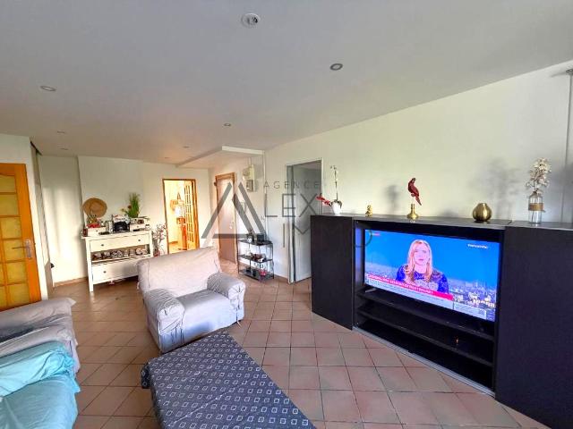 Appartement type 4 88 m2 Marseille 11ème 195 000 €