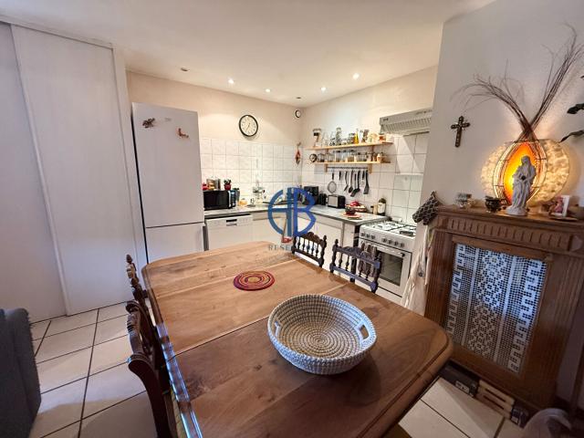 Appartement type 4 avec balcon + 2 places de parking