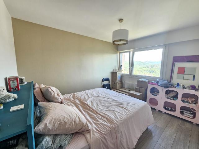 Appartement Type 4 de 72 m² avec balcon et cave