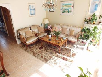 APPARTEMENT TYPE 4 RÉSIDENCE CALME ET SECURISEE