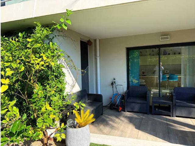 Appartement une chambre à 50 mètres de la plage, dans un qua. 47m² Juan les Pins