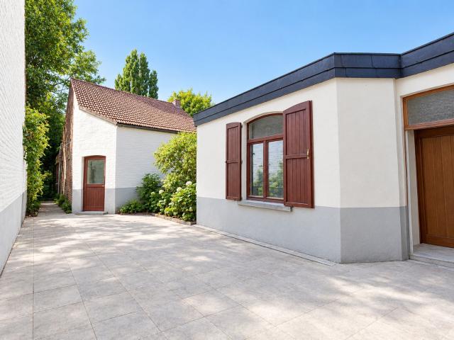 Appartement une chambre entièrement rénové avec terrasse