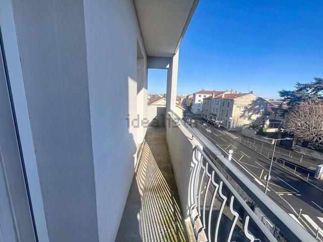 Appartement, Valence