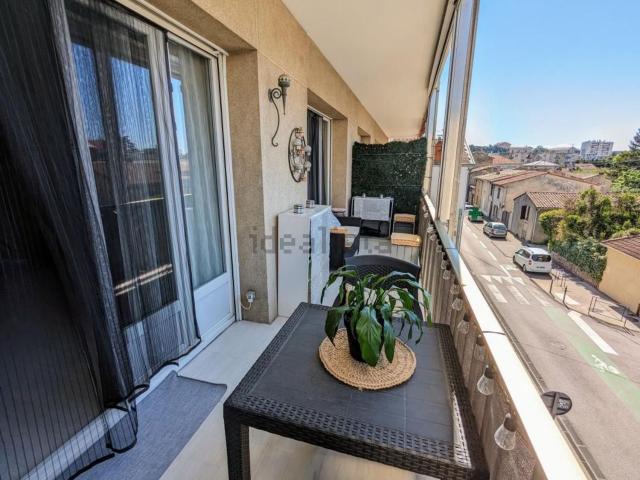 Appartement, Valence