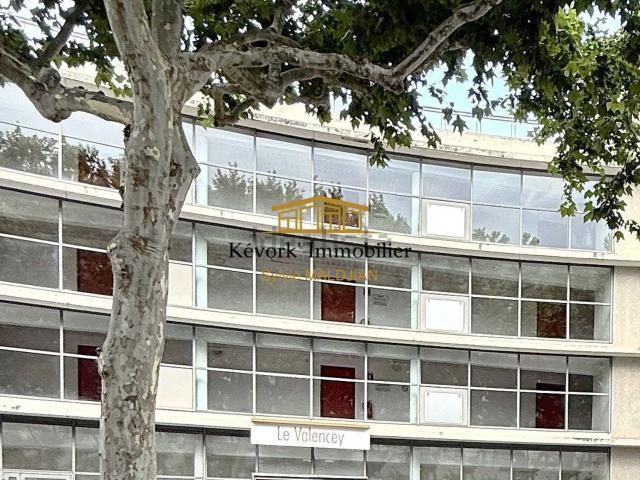 Appartement, Valence