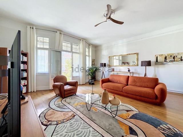 Appartement, Valence