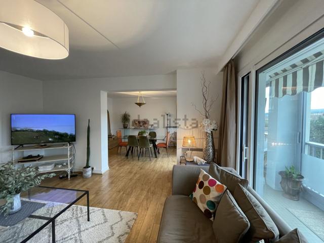 Appartement, Valence