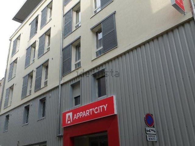 Appartement, Valence