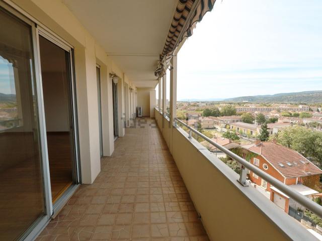Appartement, Valence
