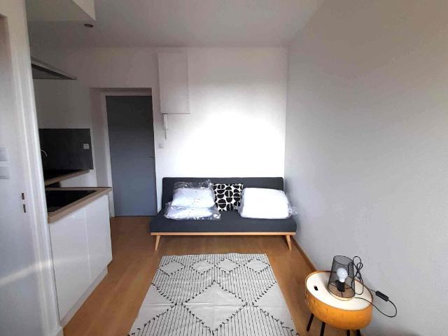 Appartement Valenciennes 1 pièce s 14 m2