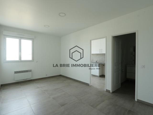 Appartement Varennes Jarcy 3 pièce s 58.33 m2