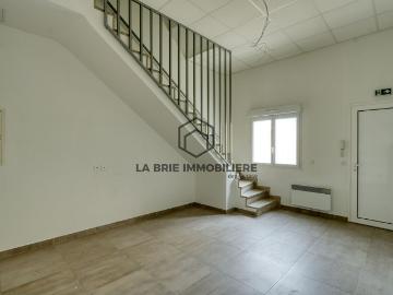 Appartement Varennes Jarcy 3 pièce s 58.33 m2