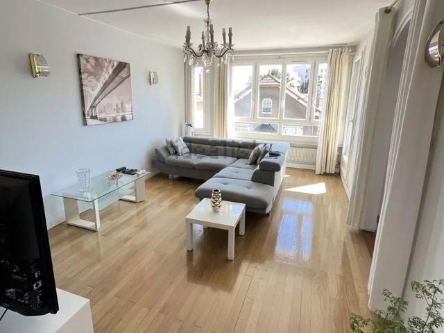 Appartement, Vénissieux