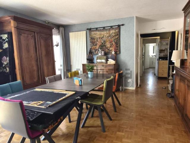Appartement, Vénissieux