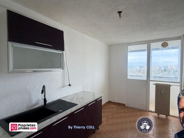 Appartement Vénissieux 5 pièce s 93.67 m2
