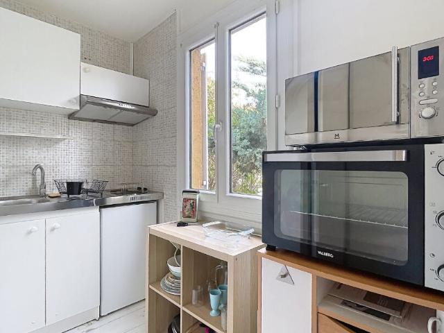 Appartement Velaux 1 pièce s 22.85 m2