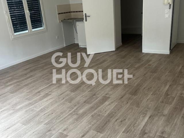 Appartement Versailles 1 pièce s 35.10 m2