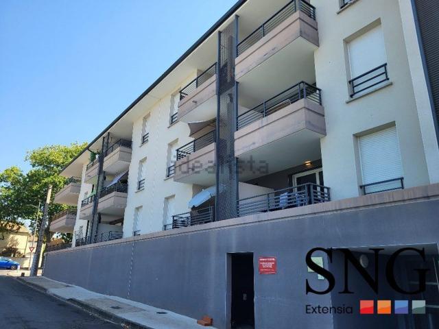 Appartement, Vias