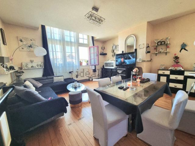 Appartement, Vic sur Seille