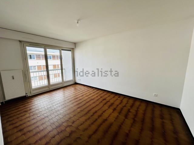 Appartement, Ville la Grand