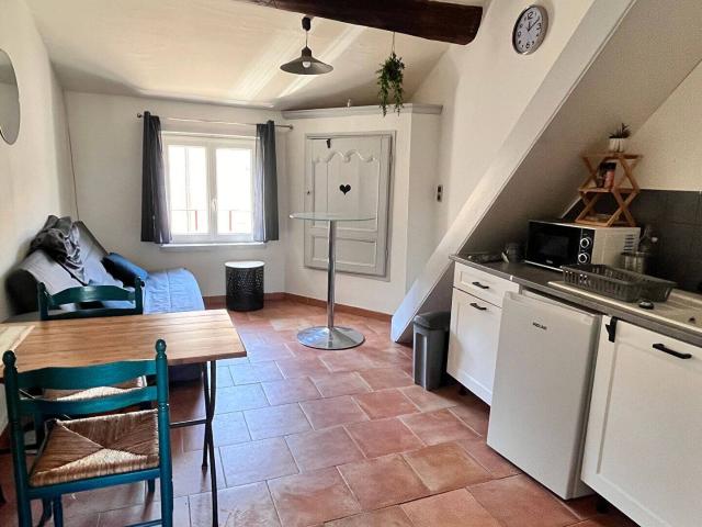 Appartement Villeneuve Les Avignon 1 pièce s 22 m2