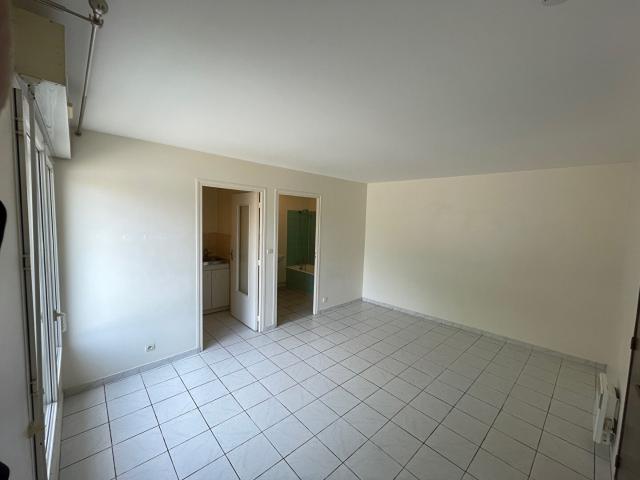 Appartement Villebon Sur Yvette 1 pièce s 23.45 m2