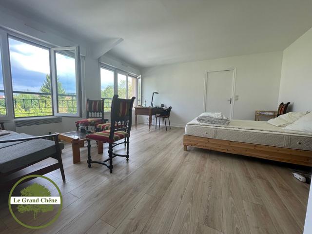 Appartement Villebon Sur Yvette 1 pièce s 32.40 m2