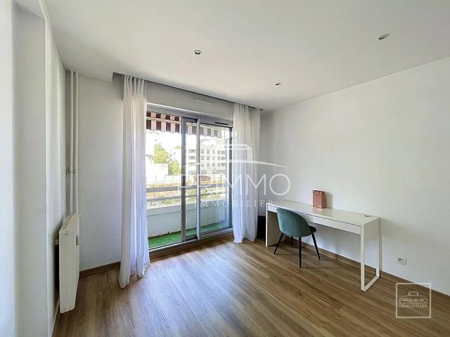 Appartement Villeurbanne 4 pièces 82 m2 avec Terrasse