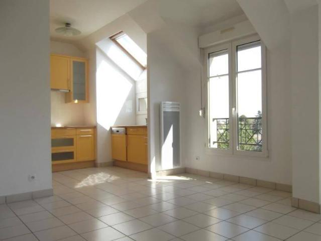 APPARTEMENT VOISINS LE BRETONNEUX 4 pièces 83.14 m2