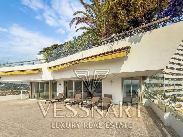 Appartement vue mer avec terrasse 150m2 au Marina Baie des A. 132m² Villeneuve Loubet