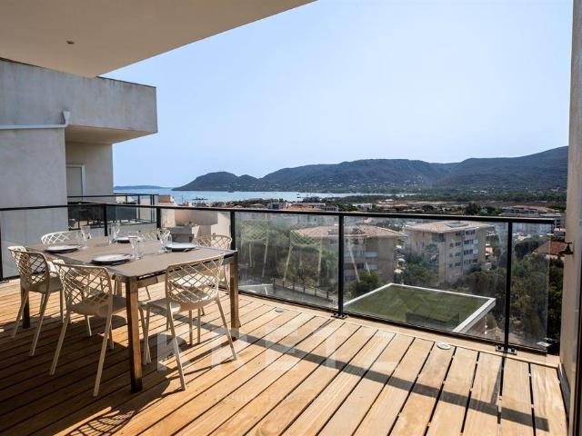 Appartement Vue Mer et Montagne 96m² Porto Vecchio
