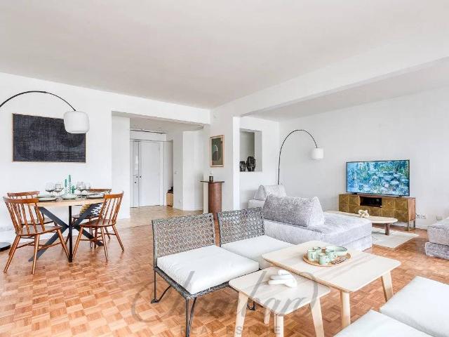Appartement with terrasse, rue de la Faisanderie, 75016 Paris