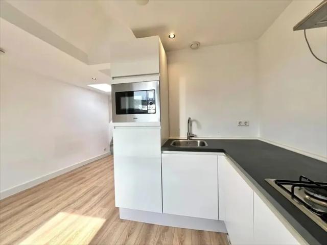 Appartement Zwart Janstraat, Rotterdam À Louer
