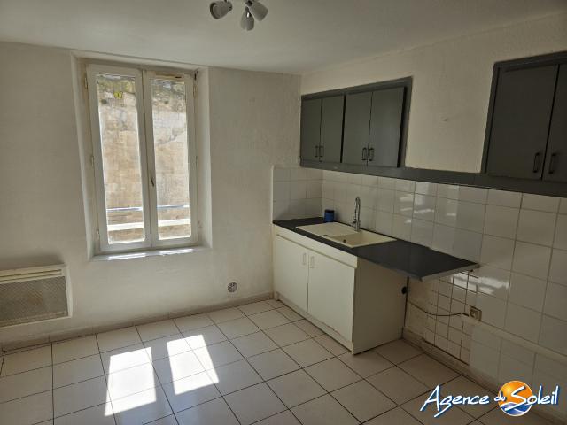 Appartement à Narbonne APPARTEMENT T3 CENTRE VILLE