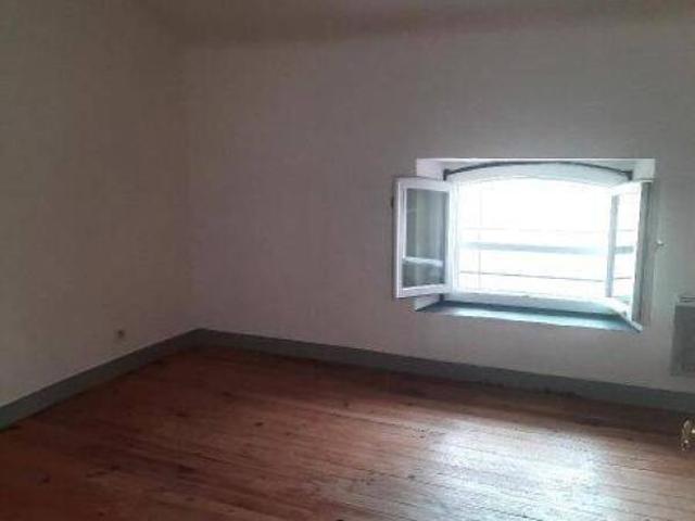 Appartement à Aups 83630