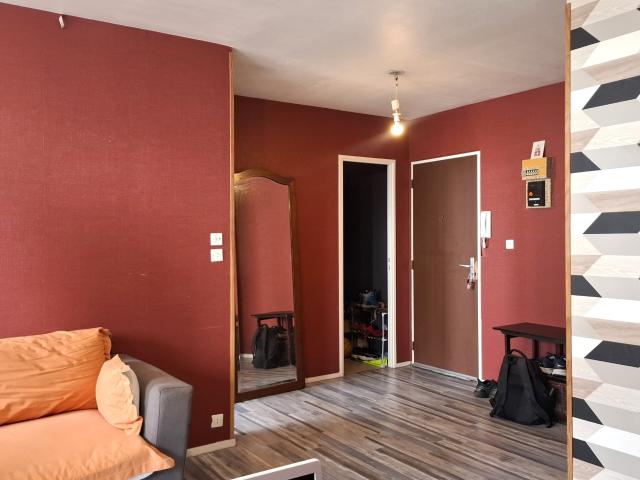 Appartement à acheter 96500 € à Saint Pierre Des Corps 37