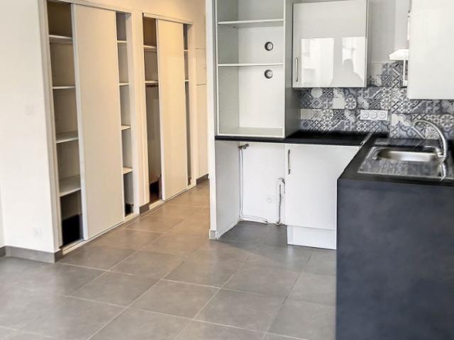 Appartement à Aix les Bains 73100, 1 pièces, de 21m² à 556 €