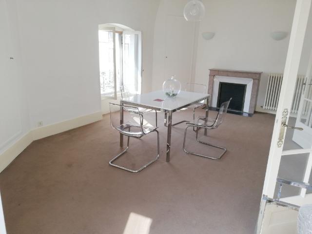 Appartement à Aix les Bains 73100, 4 pièces, de 111m² à 970 €