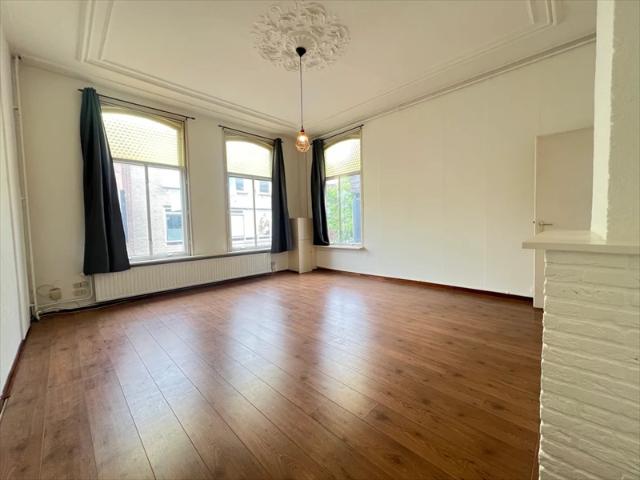 Appartement à Beekstraat, Apeldoorn À Louer