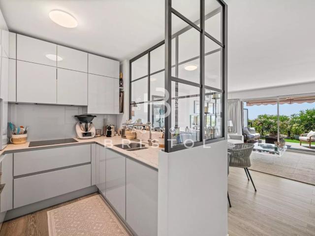 Appartement à Cap d'Ail Rénové avec Terrasse 58m² Cap d'Ail