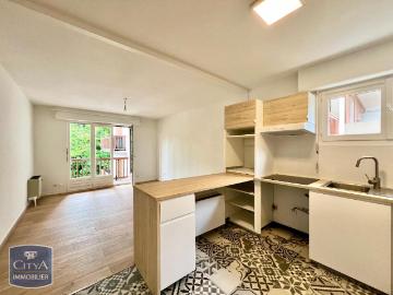 Appartement à Chambéry 73000, 2 pièces, de 47m² à 794 €