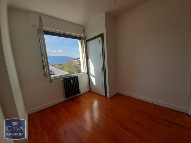Appartement à Chambéry 73000, 3 pièces, de 67m² à 912 €