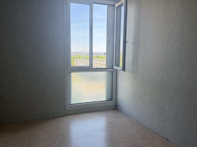 APPARTEMENT à CHENOVE Type 4