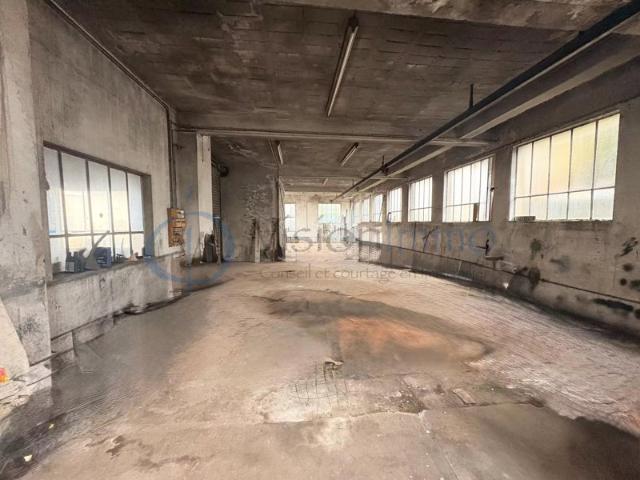Appartement à façonner en hyper centre de Valleiry